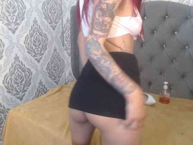 KatheBlows webcam
