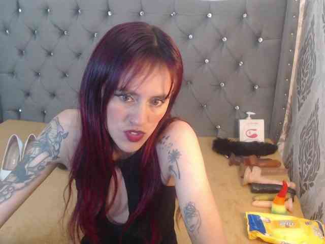 KatheBlows webcam