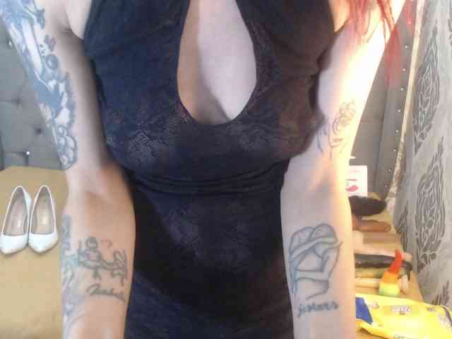 KatheBlows webcam