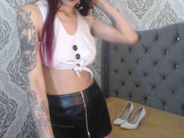 KatheBlows webcam
