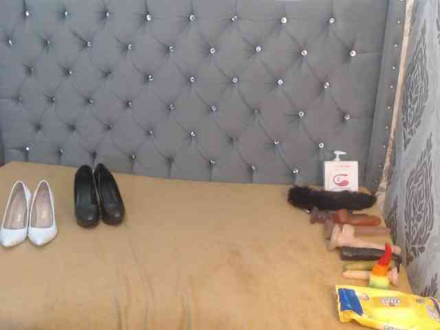 KatheBlows webcam