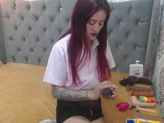 KatheBlows webcam