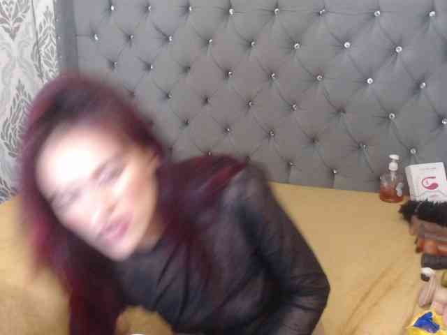 KatheBlows webcam