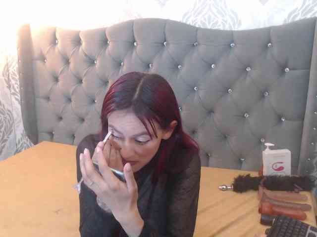 KatheBlows webcam