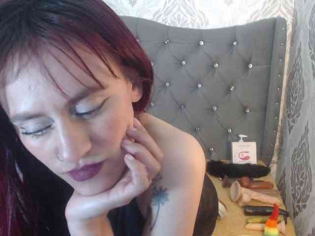 KatheBlows webcam