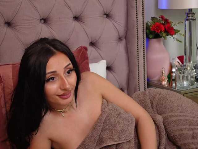 JenniferLovve's BongaCams show and profile