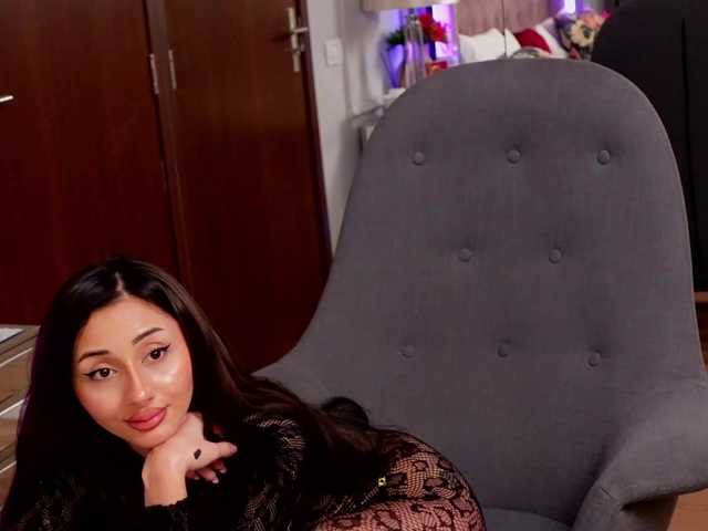 JenniferLovve's BongaCams show and profile