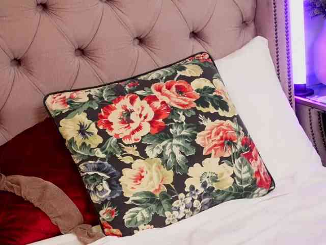 JenniferLovve webcam