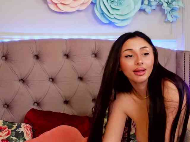 JenniferLovve webcam