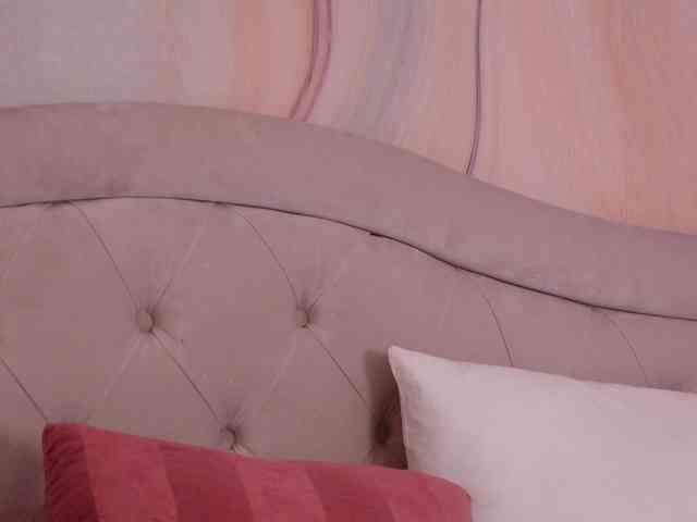 JenniferLovve webcam