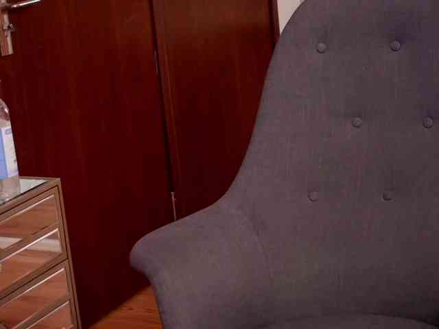 JenniferLovve webcam