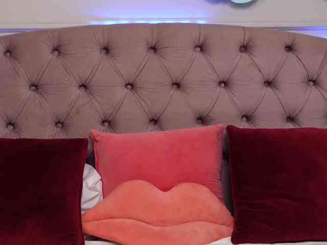 JenniferLovve JenniferLovve