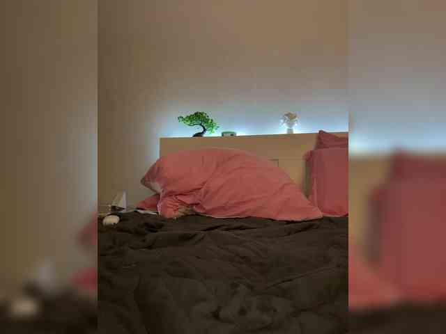 Vikulya1 Live Webcam on BongaCams