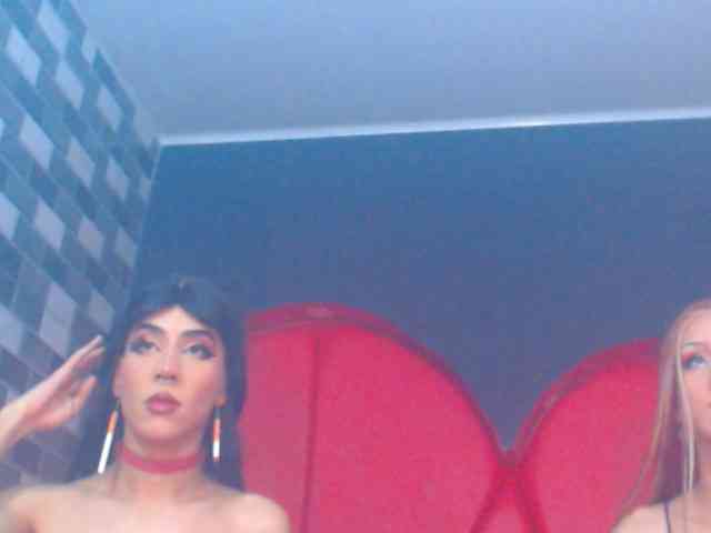 julesscharlotte Live Webcam on BongaCams