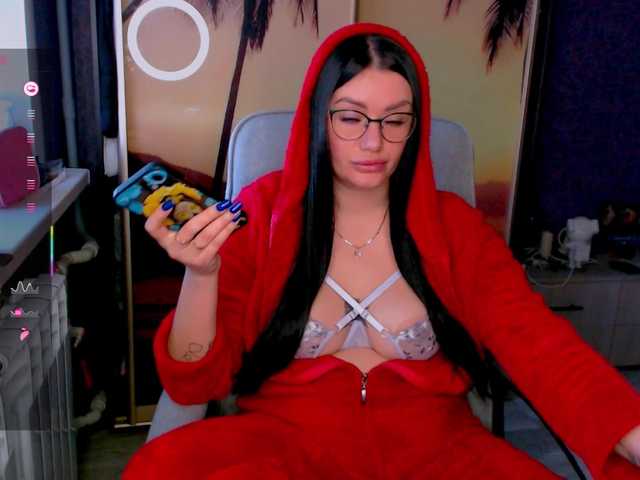 goldenwitchx's BongaCams show and profile