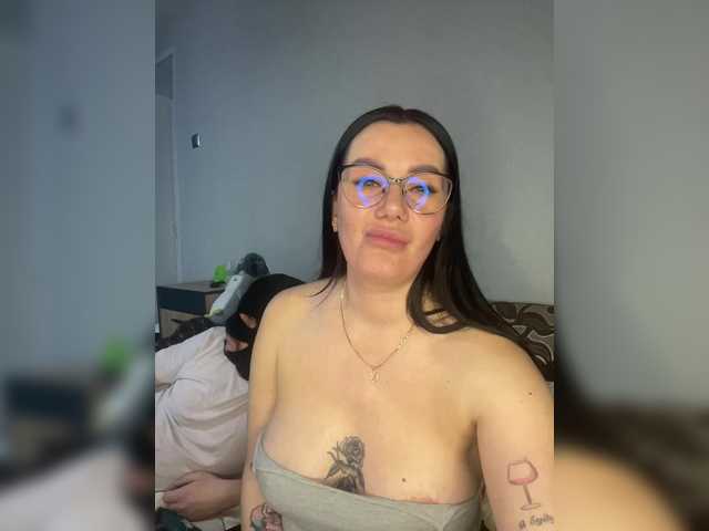 goldenwitchx's BongaCams show and profile