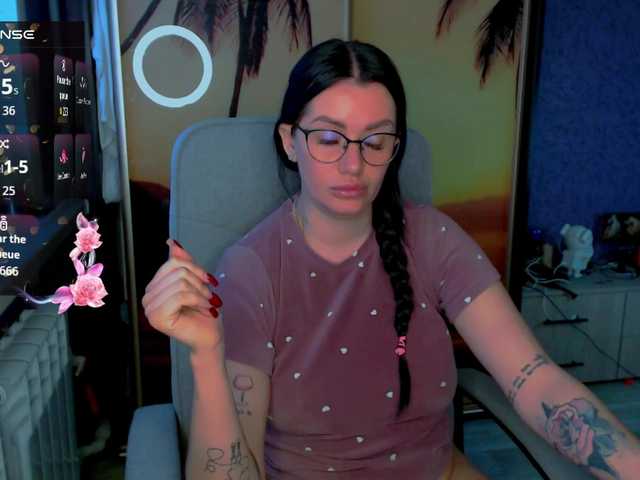 goldenwitchx's BongaCams show and profile