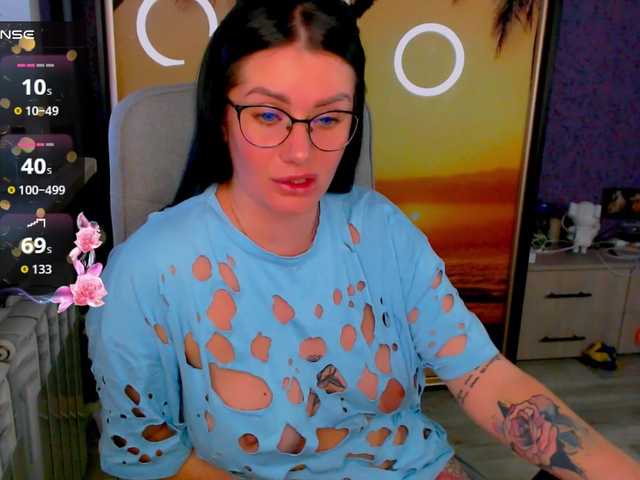 goldenwitchx's BongaCams show and profile