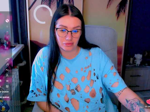 goldenwitchx's BongaCams show and profile