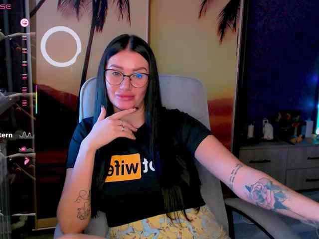 goldenwitchx webcam