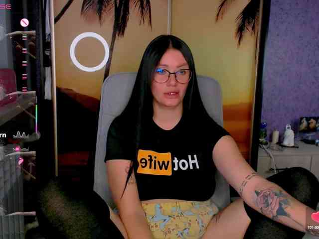 goldenwitchx webcam