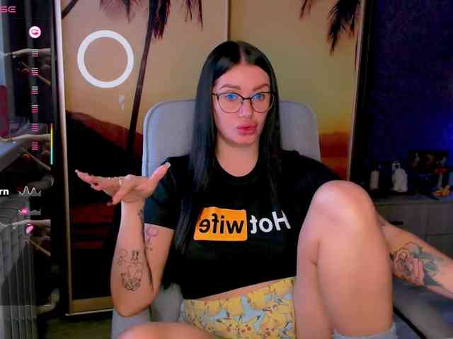 goldenwitchx webcam