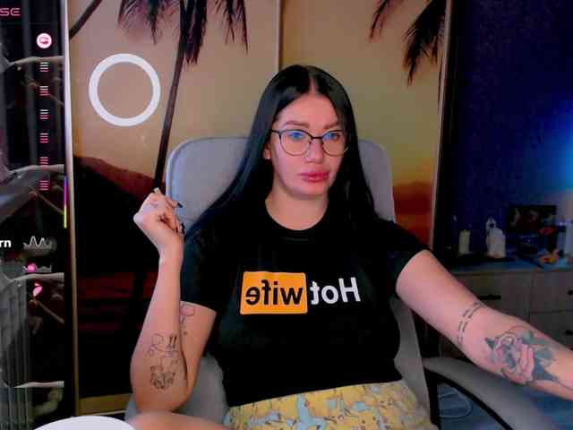 goldenwitchx webcam