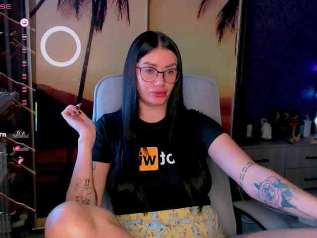 goldenwitchx webcam