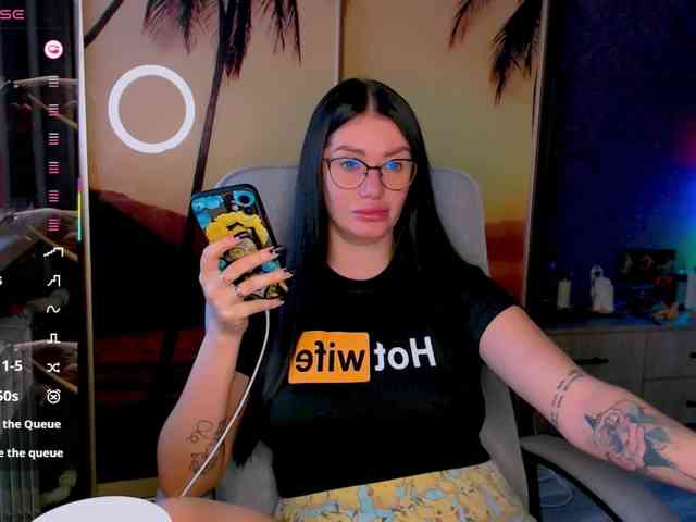 goldenwitchx webcam