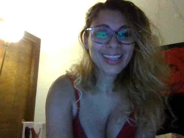 lickablelopez webcam