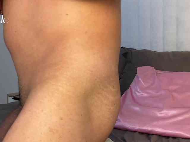 BonniexClyde Live Webcam on BongaCams