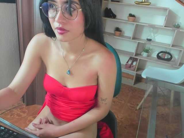 amy-lennox's BongaCams show and profile