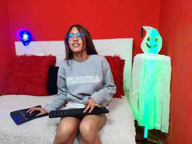 amy-lennox bongacams