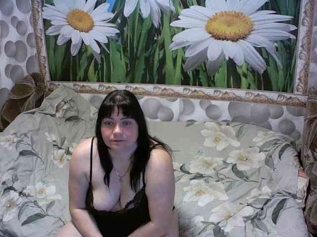 Baby2504 Live Webcam on BongaCams