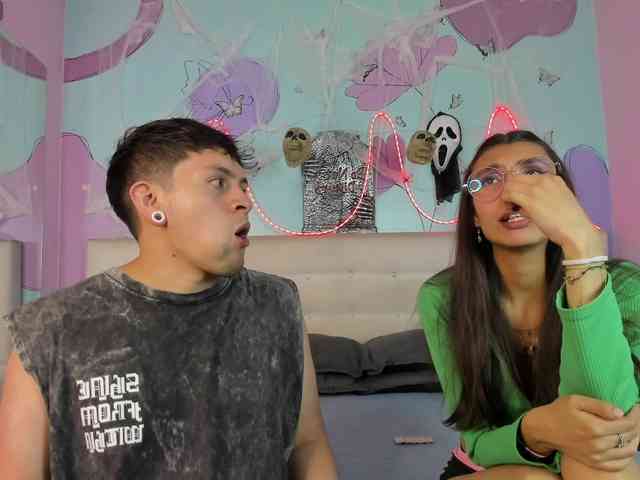 Ethan-N-Abby webcam