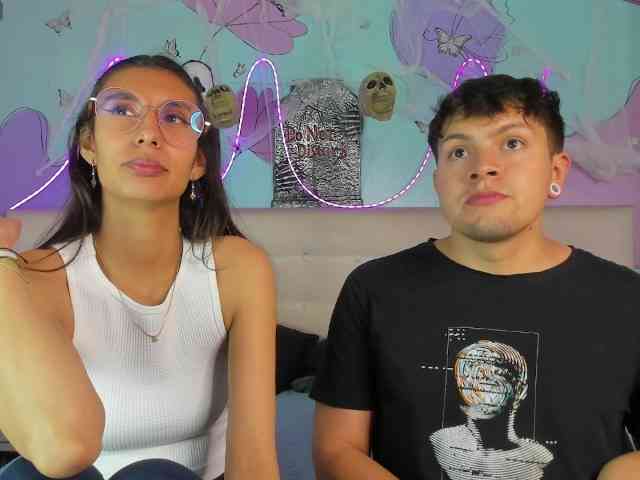 Ethan-N-Abby webcam