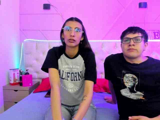 Ethan-N-Abby webcam
