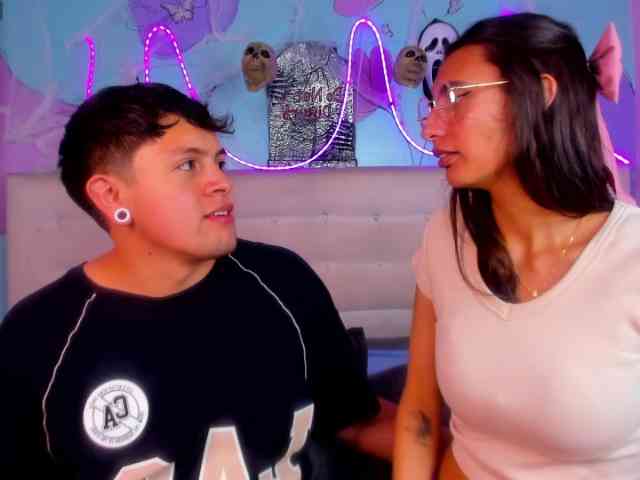 Ethan-N-Abby webcam