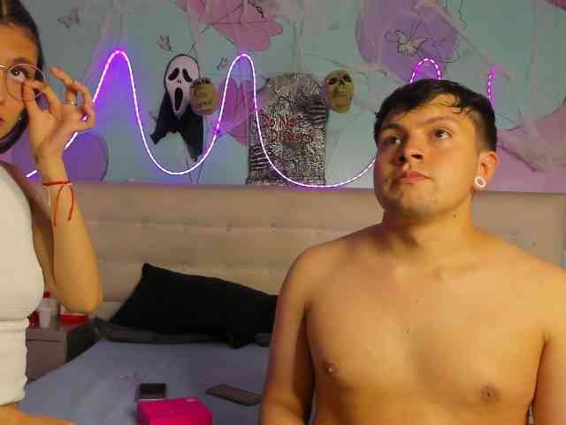 Ethan-N-Abby webcam