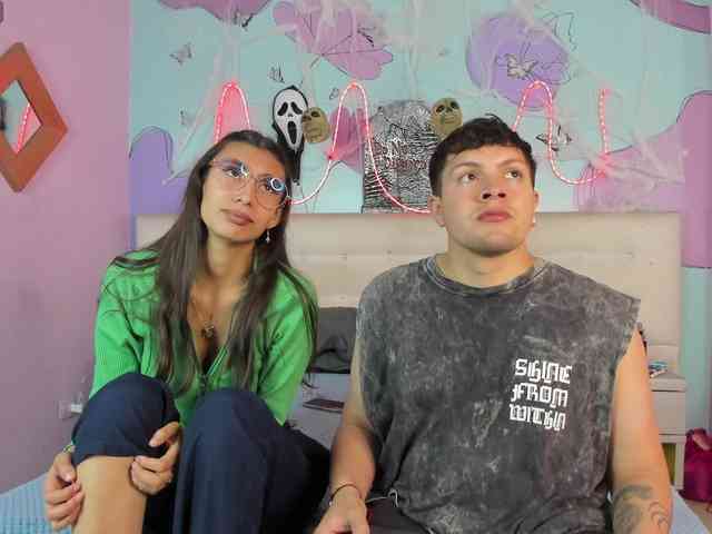 Ethan-N-Abby webcam
