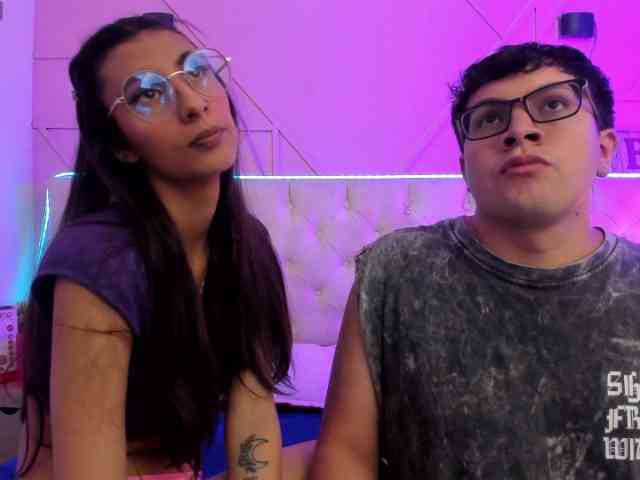 Ethan-N-Abby webcam