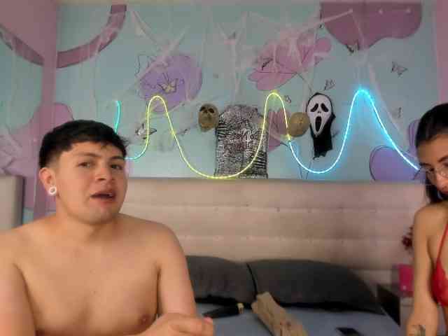 Ethan-N-Abby webcam