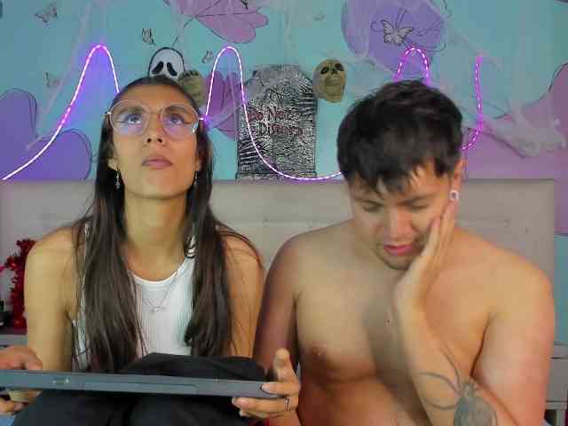Ethan-N-Abby webcam