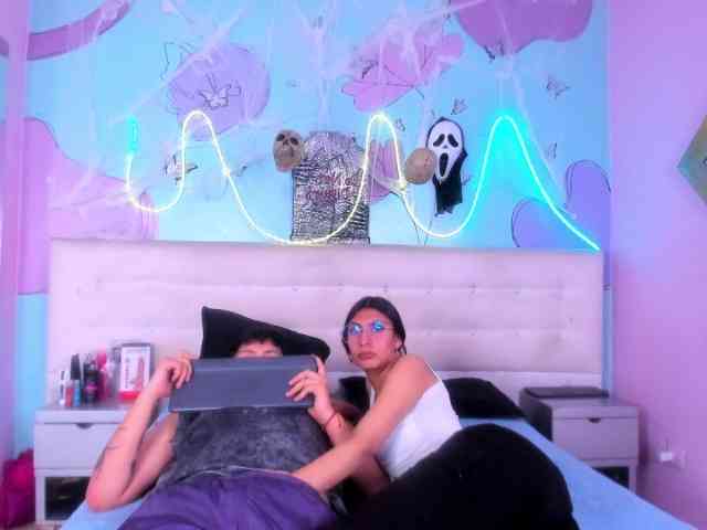 Ethan-N-Abby webcam