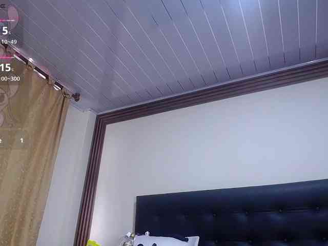 anniescott- webcam