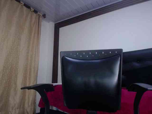 anniescott- webcam