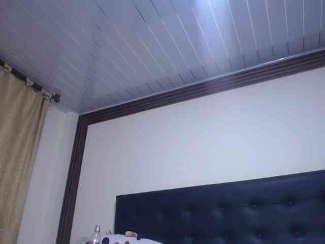 anniescott- anniescott-