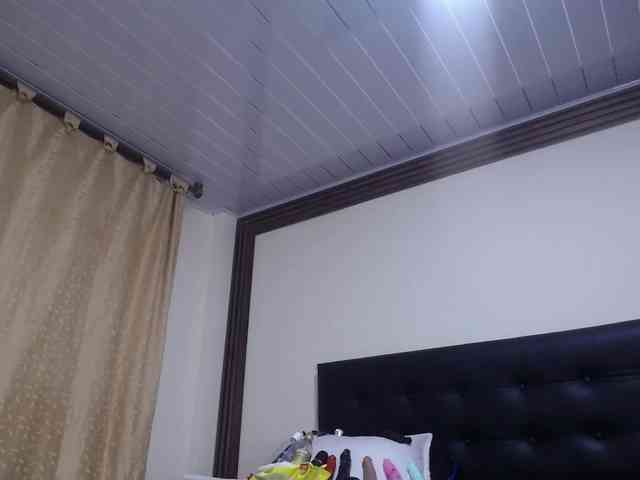 anniescott- webcam