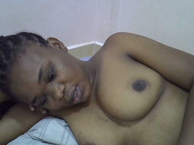 Ebonybootygirl's BongaCams show and profile