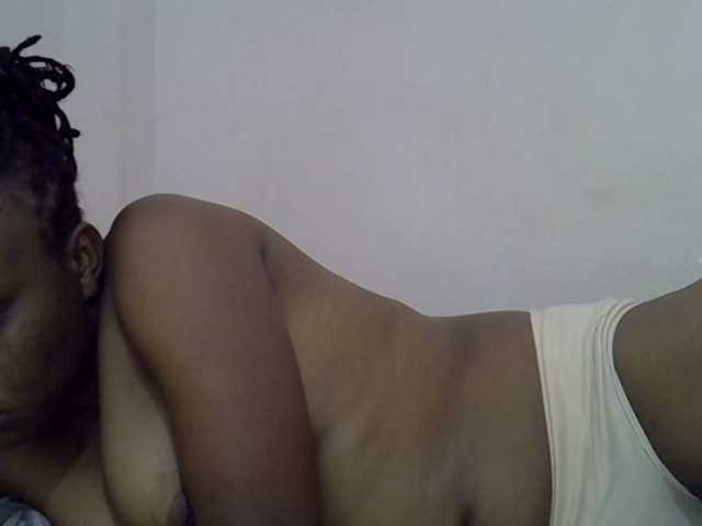 Ebonybootygirl's BongaCams show and profile